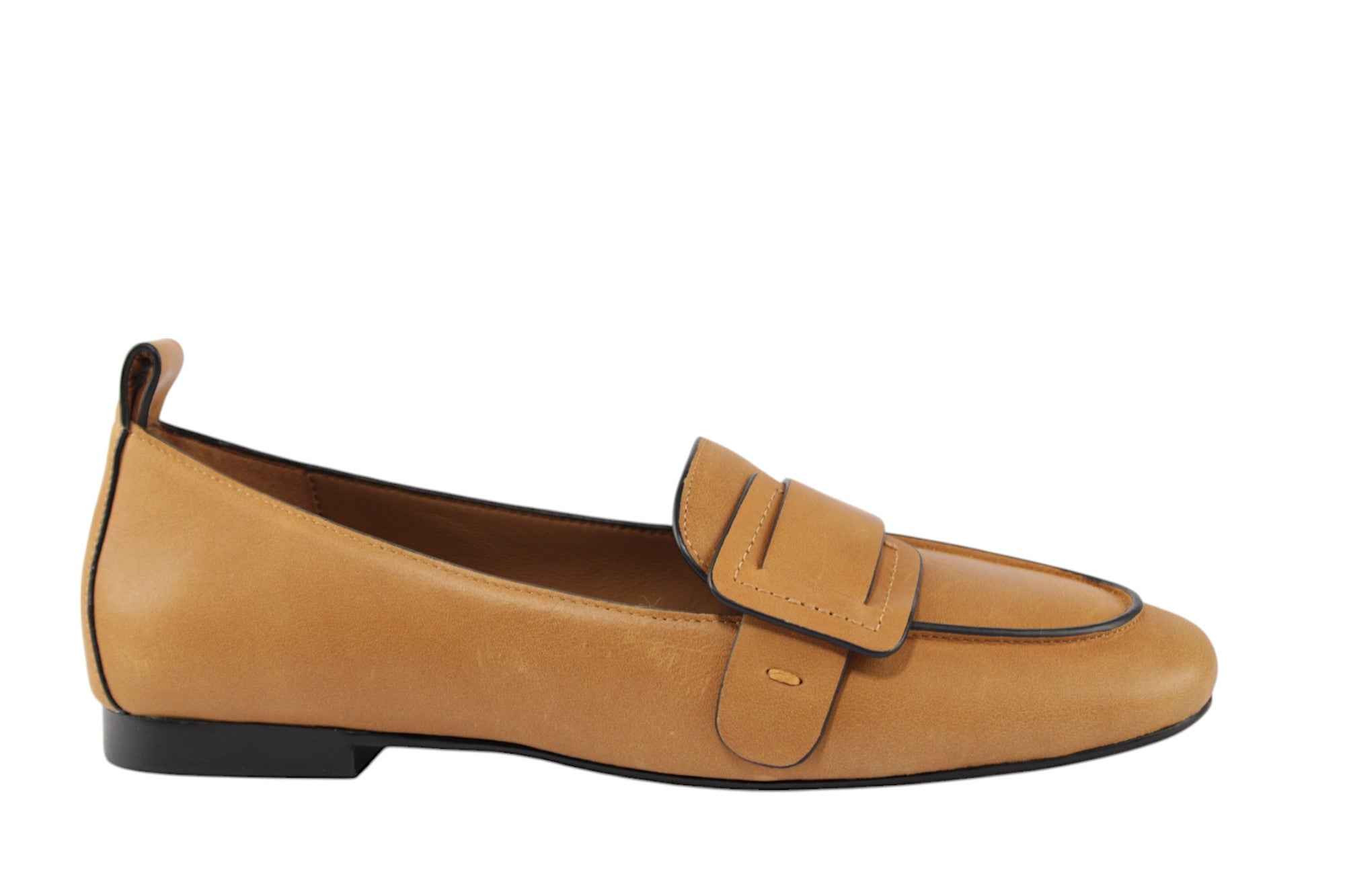 ADELE AVACCHETTA CUOIO